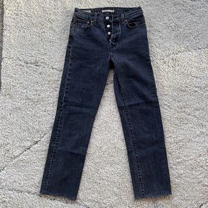 Levi’s Wedgie Straight Jean